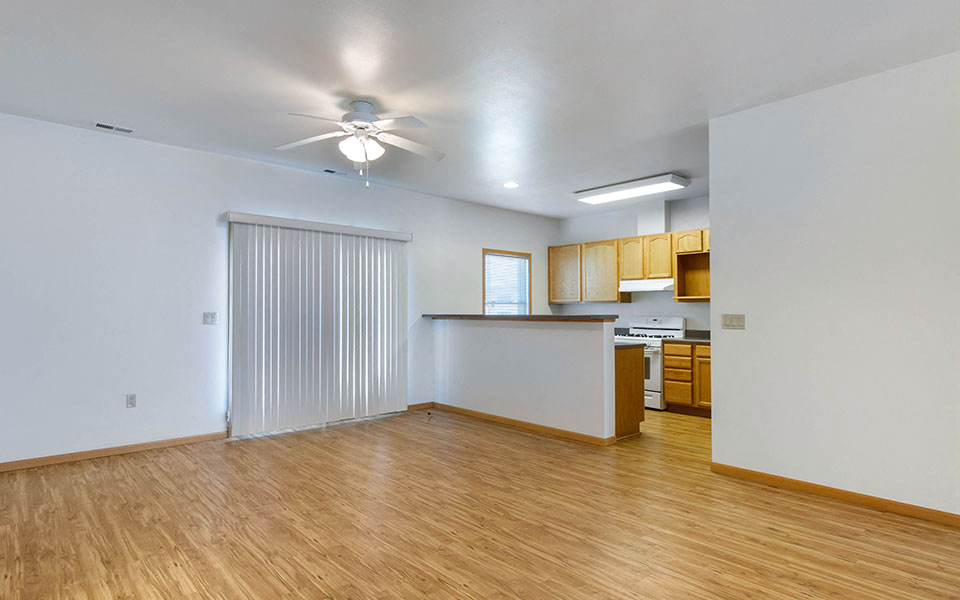 Minot AFB Homes Family housing at Minot AFB, ND Photos